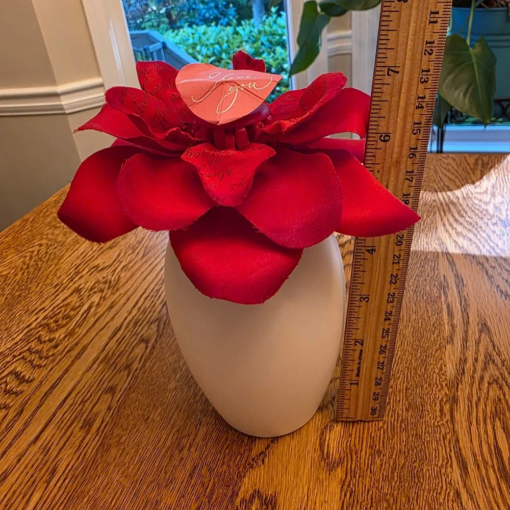 Retro Hallmark Blooming Expressions Red Rose I Love You‎ Heart Gift 7in Romance